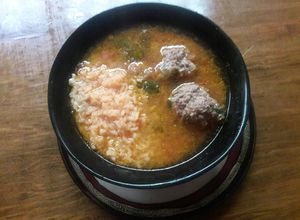 Una foto de Albóndigas de res, en caldillo de tomate