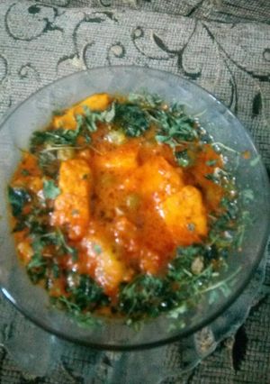 A picture of Matar paneer in methi.