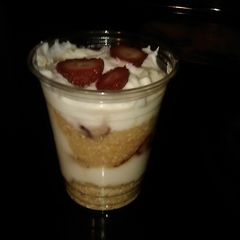 A picture of Fruit nut yogurt parfait.