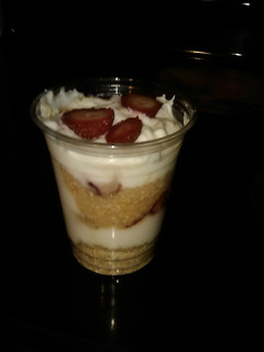 A picture of Fruit nut yogurt parfait.