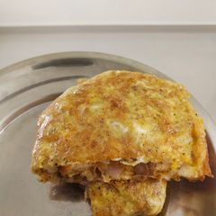 A picture of Bread mushroom omelette.