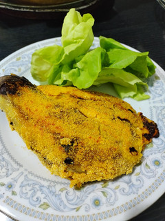 Una foto de Berenjena ahumada, rellena con queso a la milanesa 🍆