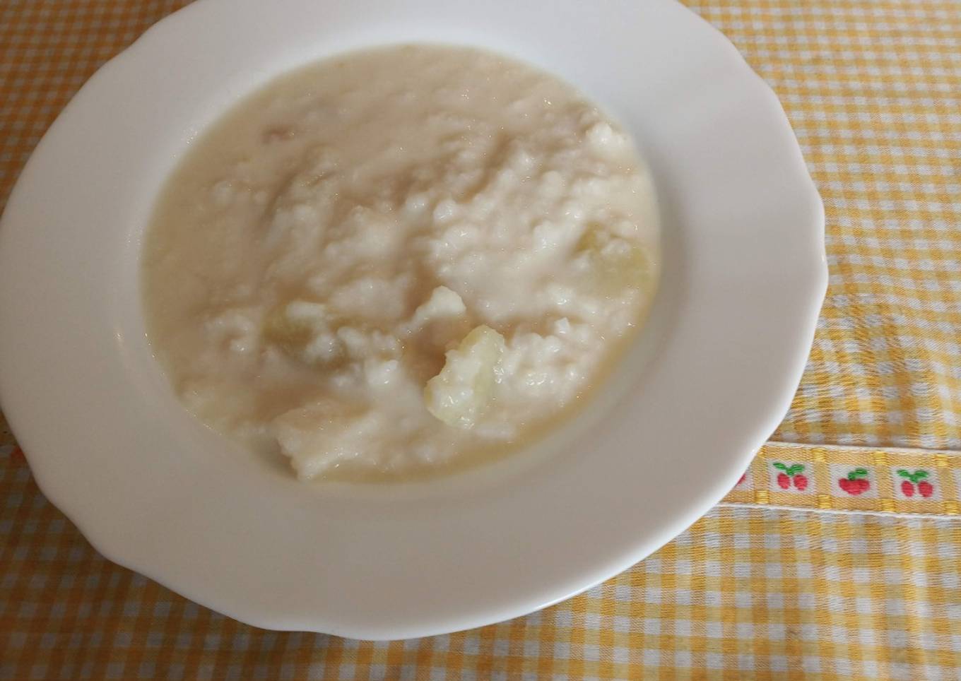 Gazpachuelo con rosada, patatas y arroz