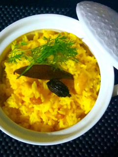 केसरिया पुलाव(Kesariya pulao recipe in Hindi) रेसिपी मुख्य फोटो