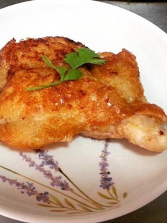 香煎脆皮雞腿排 的食譜成品照片
