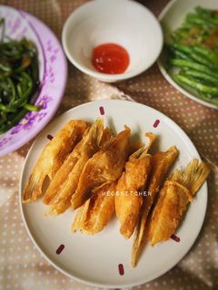 Hình của món Vây cá hồi chiên giòn.
