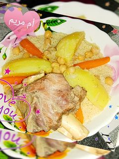 صورة لوصفة كسكس باللحم مرق ابيض