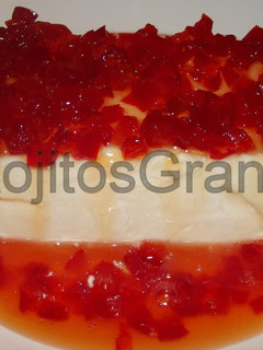 Foto principal de Queso crema con pimiento en almíbar