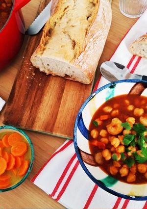 Foto principal de Potaje de garbanzos y gambas
