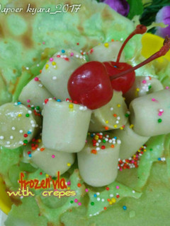 Foto resep Frozen Vla with Crepes #cemilan bocah