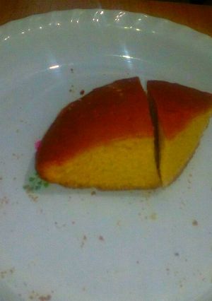 A picture of Orange Flavour Cake.
