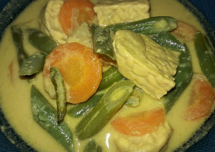 Gulai Kuning Tempe Buncis Wortel