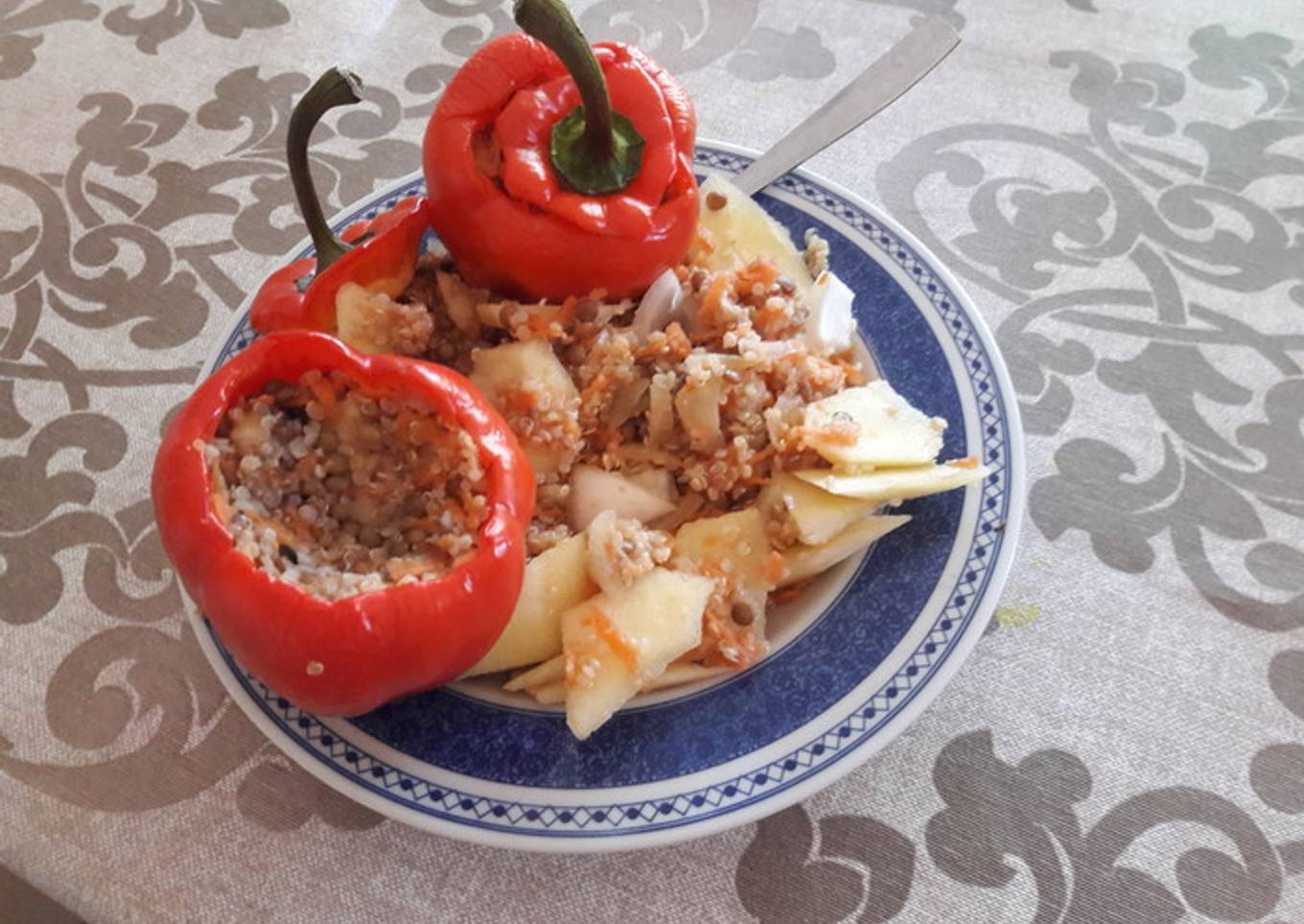 Pimientos rellenos veganos