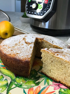 Una foto de Bizcocho de Manzana con Olla GM G