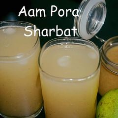 A picture of Aam pora sharbat (Charred mango drink).