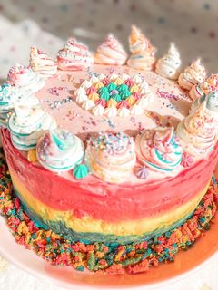 Φωτογραφία της συνταγής Rainbow cake 🌈 τούρτα ουράνιο τόξο με crème anglais