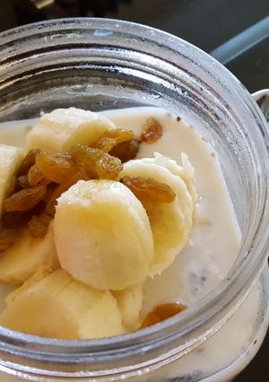 A picture of Overnight Oat meal.