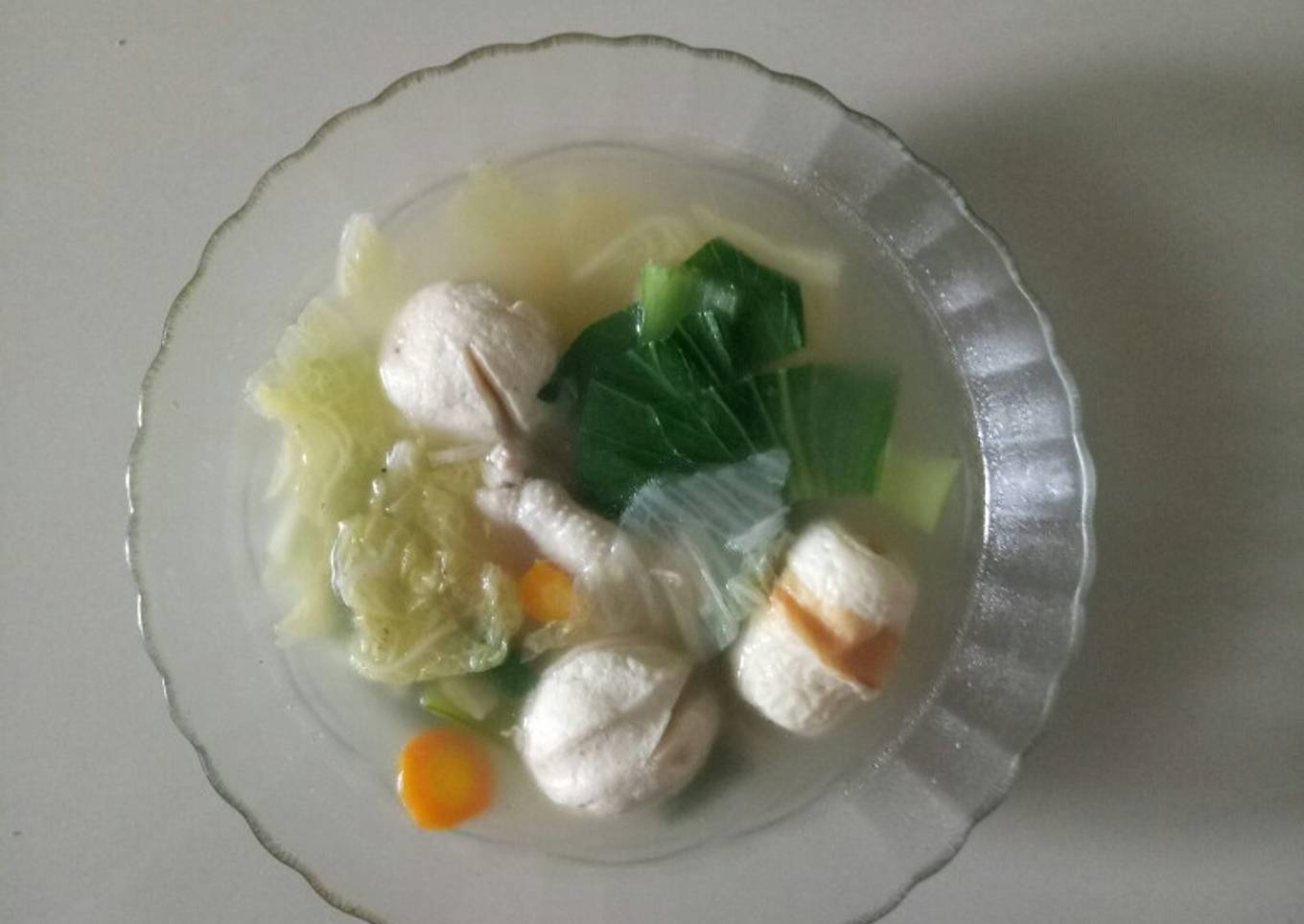 Sop ayam dg bakso ikan(judulnya maksa)