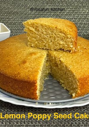 A picture of Lemon Poppy Seed Cake.