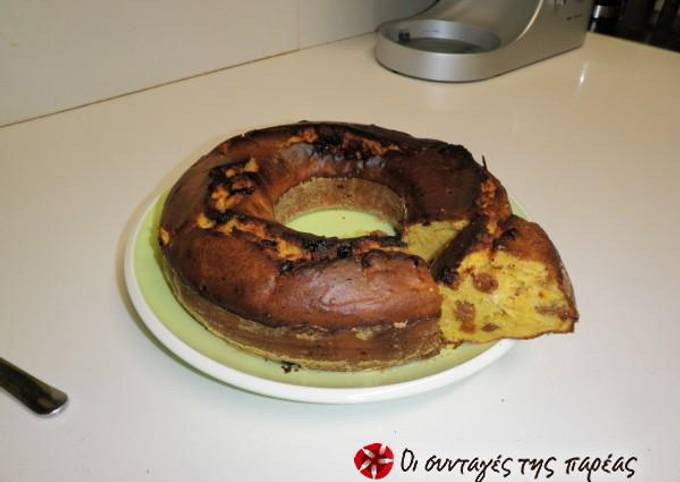 κύρια φωτογραφία συνταγής Κέικ χωρίς ζάχαρη με αποξηραμένα βερύκοκα