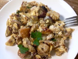 Thanksgiving Leftovers Breakfast Scramble