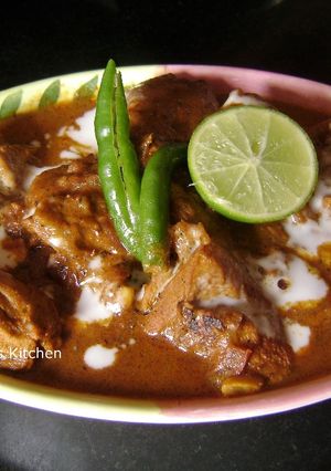 A picture of Chicken in Coconut Milk.