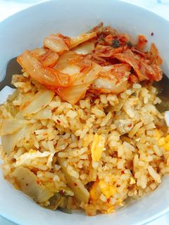รูปของ ข้าวผัดกิมจิ #งบ60บาท