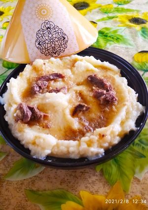 Une photo de Purée de pomme de terre à la viande d'agneau