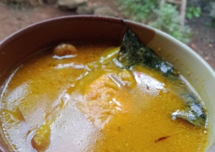 Gulai ayam