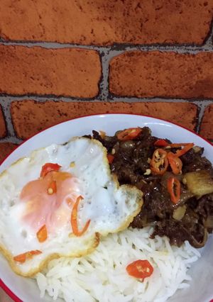 Foto resep Black Pepper Beef Rice Bowl