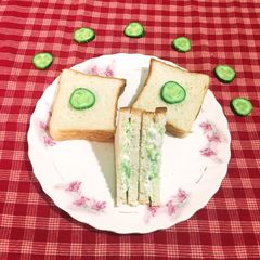 A picture of Curd Cucumber Sandwich.