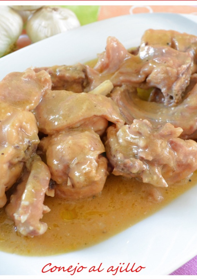 Una foto de Conejo al ajillo (Thermomix)