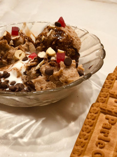 બિસ્કીટ આઈસ્ક્રીમ (biscuit icecream) રેસીપી મુખ્ય ફોટો
