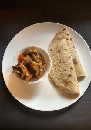 A picture of Dumba Karahi - Kashmiri style mutton.