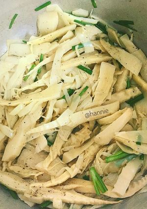 Hình của món Búp Măng Tươi Xào (Fesh Bamboo Shoots Stir-fired)🎋.