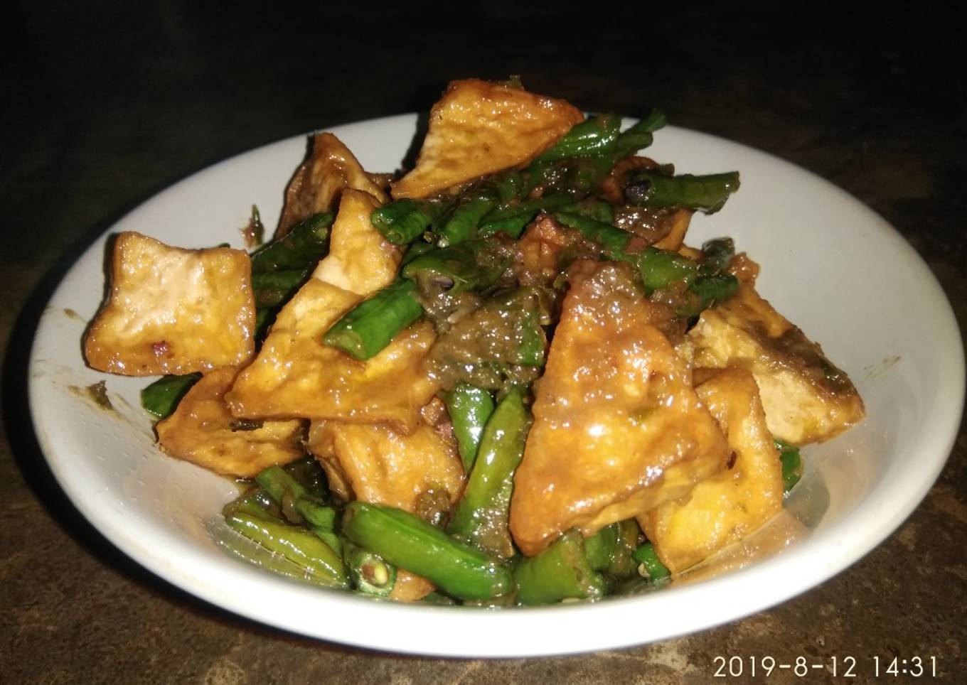 Sambal tahu dan kacang panjang enak