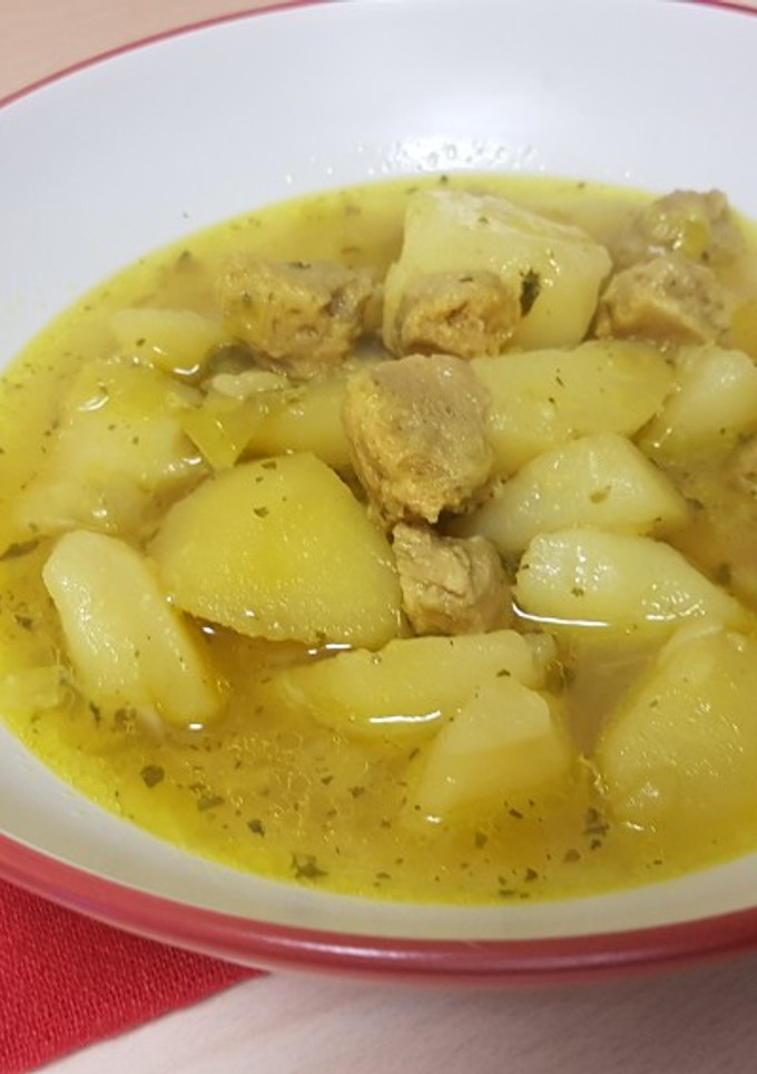 Una foto de Porrusalda vegana con un toque de ajo