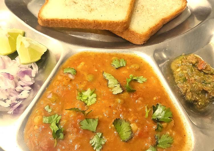 How to Prepare Tasty Home style bhaji