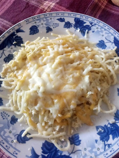 Una foto de Pasta al huevo con queso rallado
