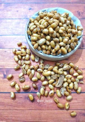Foto resep 331. Kacang Kedelai Goreng untuk Cemilan atau toping Masakan