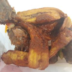Fried plantain and fried gizzard A picture of Fried plantain and fried gizzard.