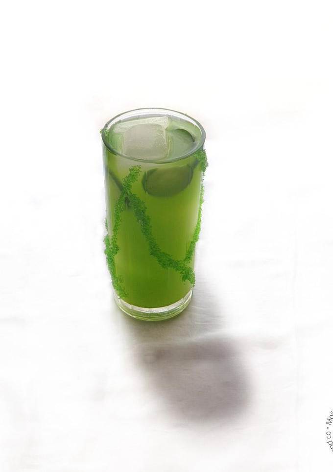 A picture of Refreshing cucumber lemonade.