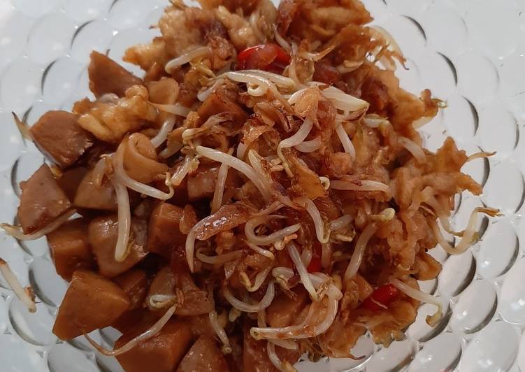 Tumis tauge telor baso kecap