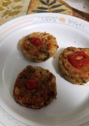 A picture of Spicy potato cutlets.