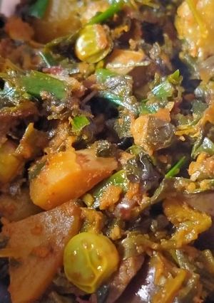 મેથી બટકા દાણા નુ શાક (Methi potato dana shak recipe in Gujarati) રેસીપી મુખ્ય ફોટો