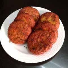 A picture of Potato cheese garlic tikki.