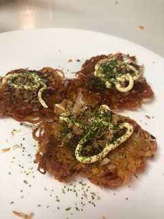 A picture of Okonomi latkes.