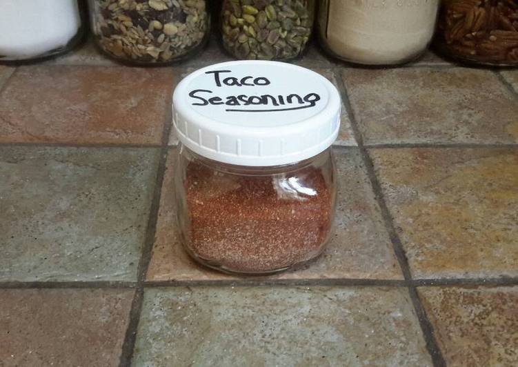 Steps to Make Favorite Taco Seasoning