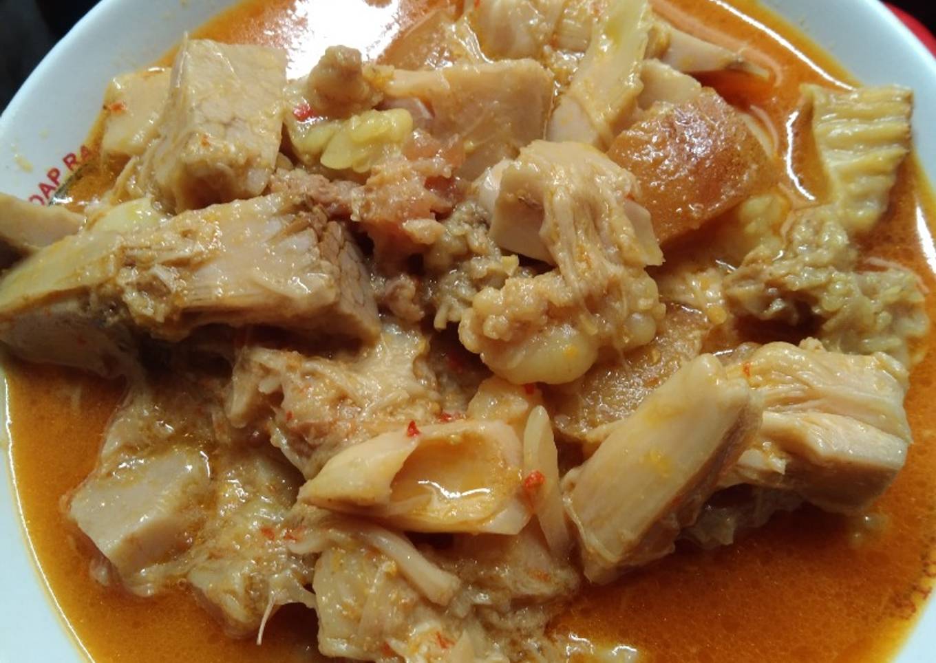 Nangka muda campur tetelan