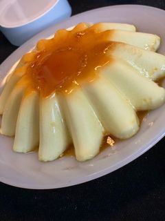صورة لوصفة ألذ كريم كراميل بدون فرن 🍮